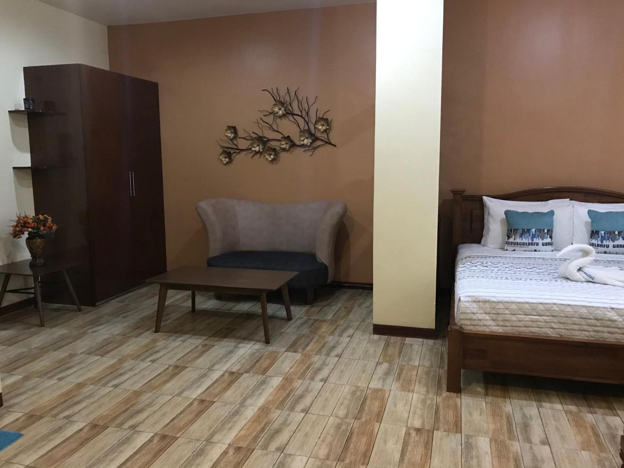 Charos Dormitel Hotel Dumaguete City Kültér fotó