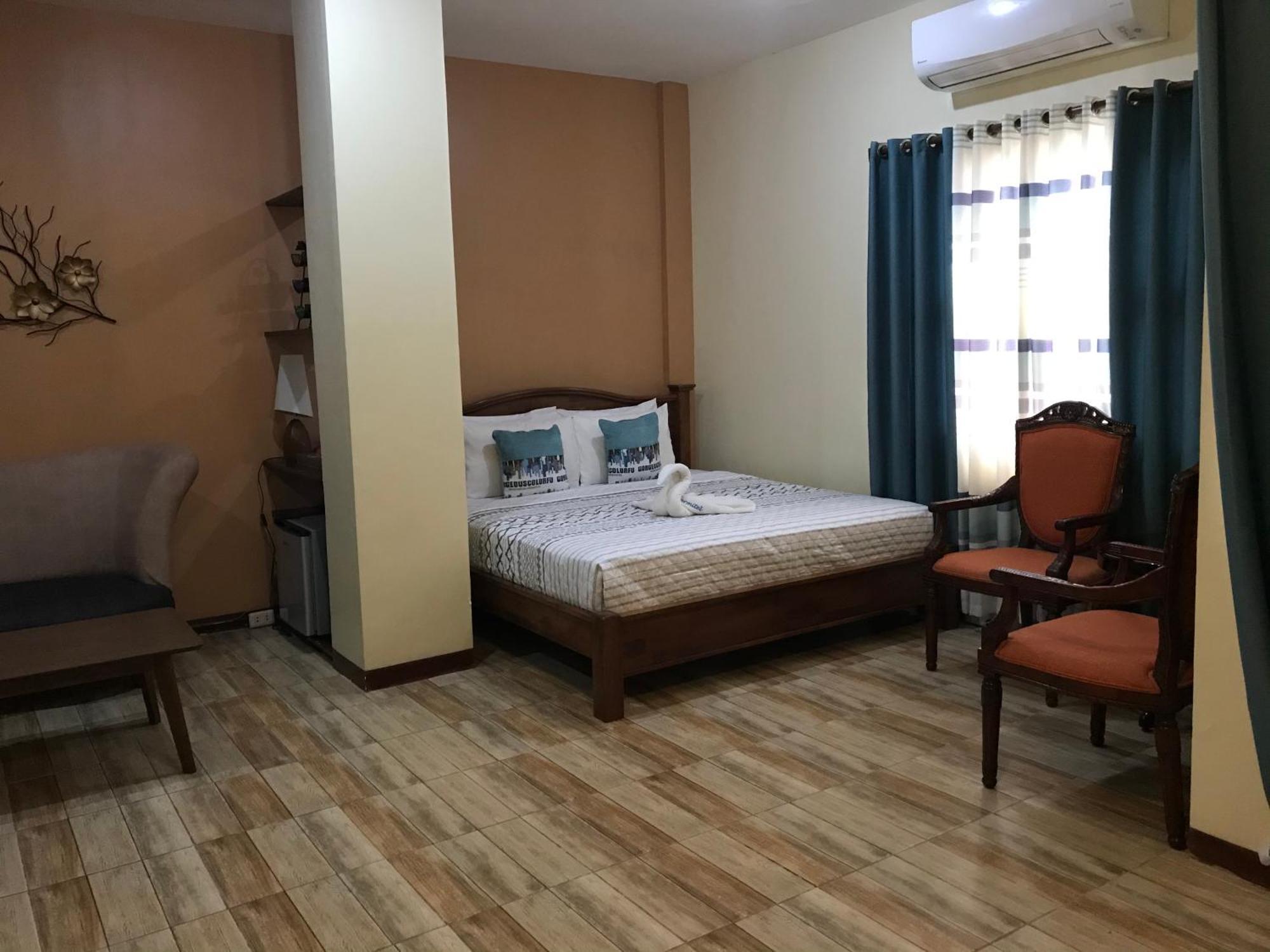 Charos Dormitel Hotel Dumaguete City Kültér fotó