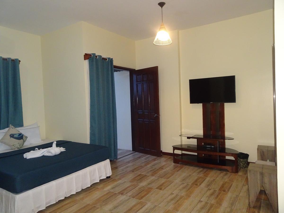 Charos Dormitel Hotel Dumaguete City Kültér fotó