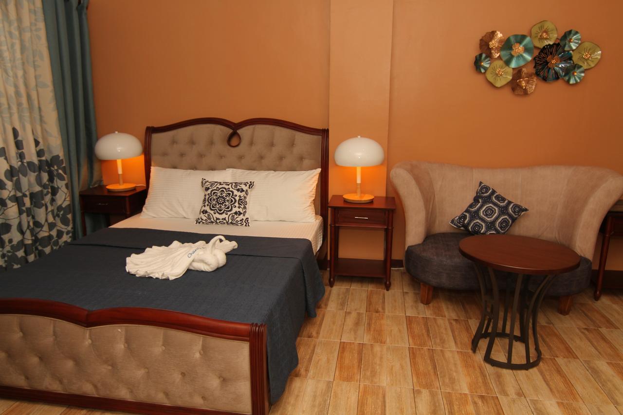 Charos Dormitel Hotel Dumaguete City Kültér fotó
