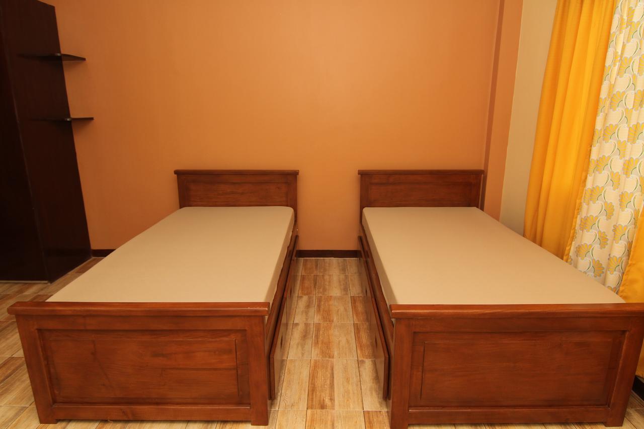 Charos Dormitel Hotel Dumaguete City Kültér fotó