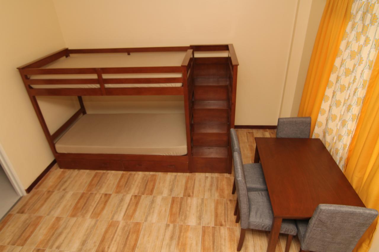 Charos Dormitel Hotel Dumaguete City Kültér fotó